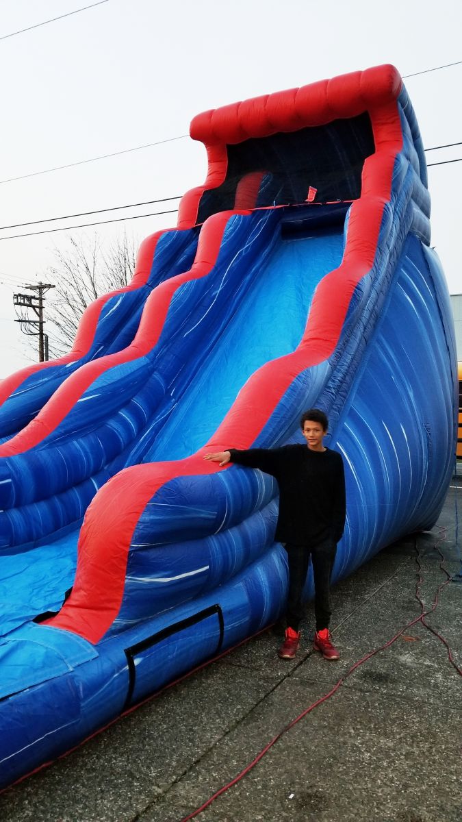 22' Bue Tsunami Dry Slide